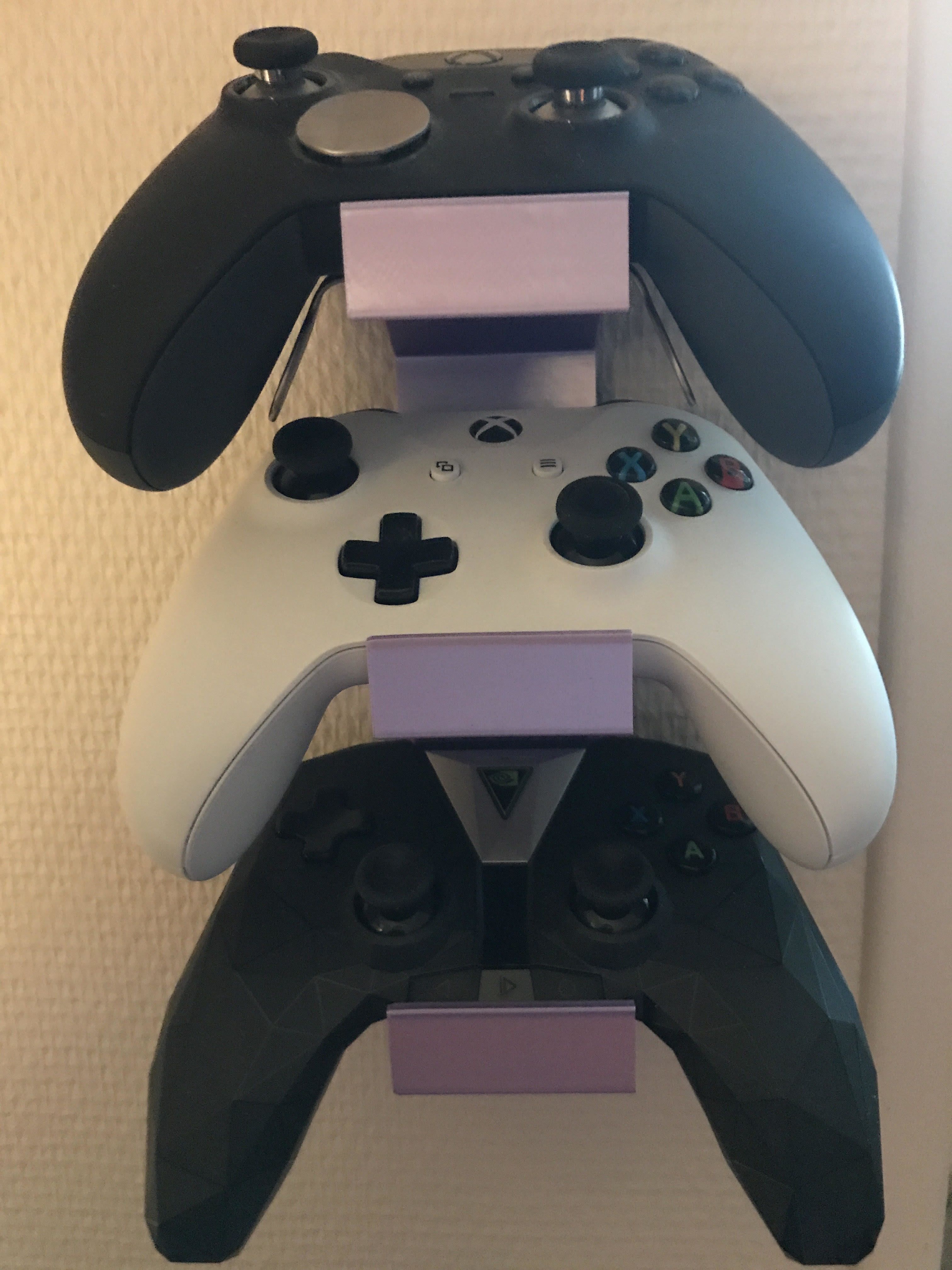 Free STL file Video Game Controller Holder, Wall Mounted・3D printer